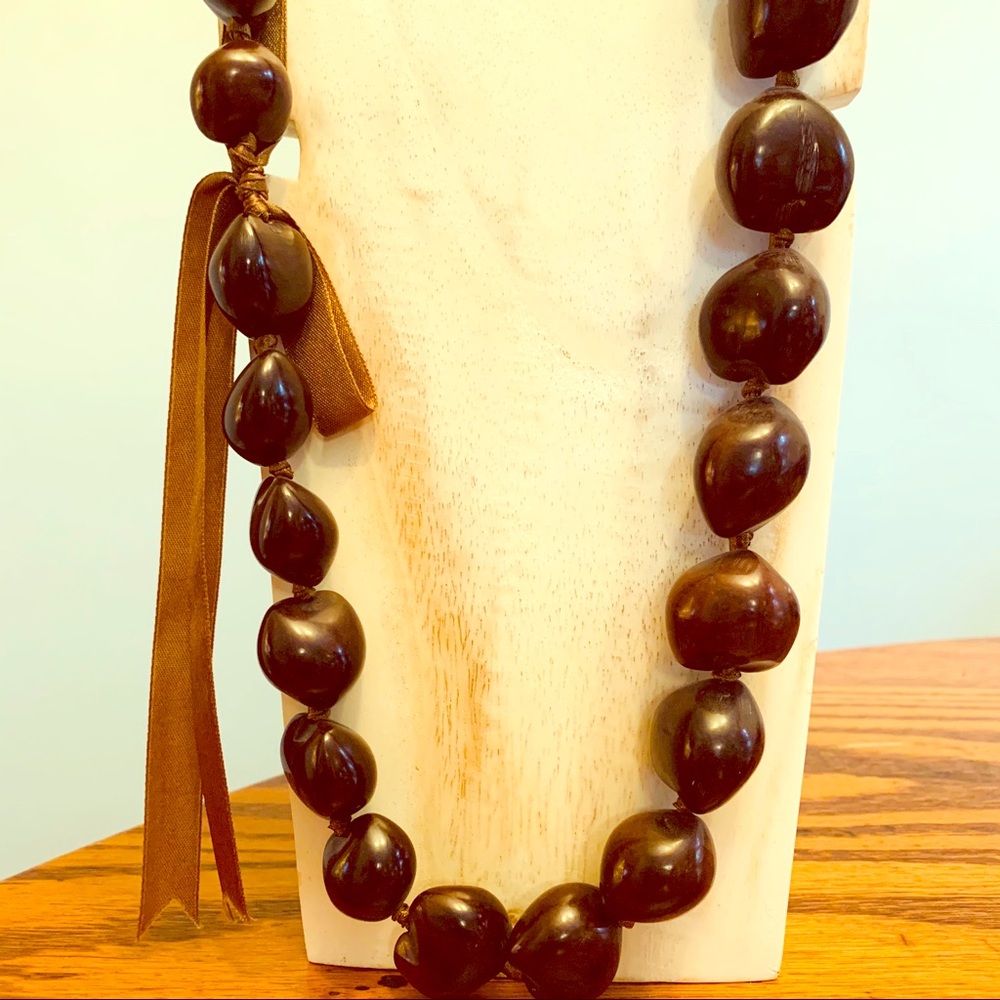 ‘🎈3 for $20’ Hawaiian Kukui Necklace
